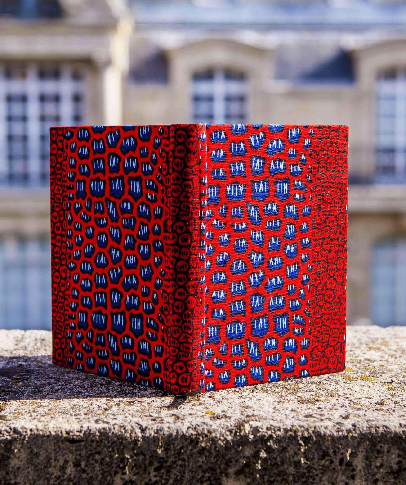 Carnet wax reptile