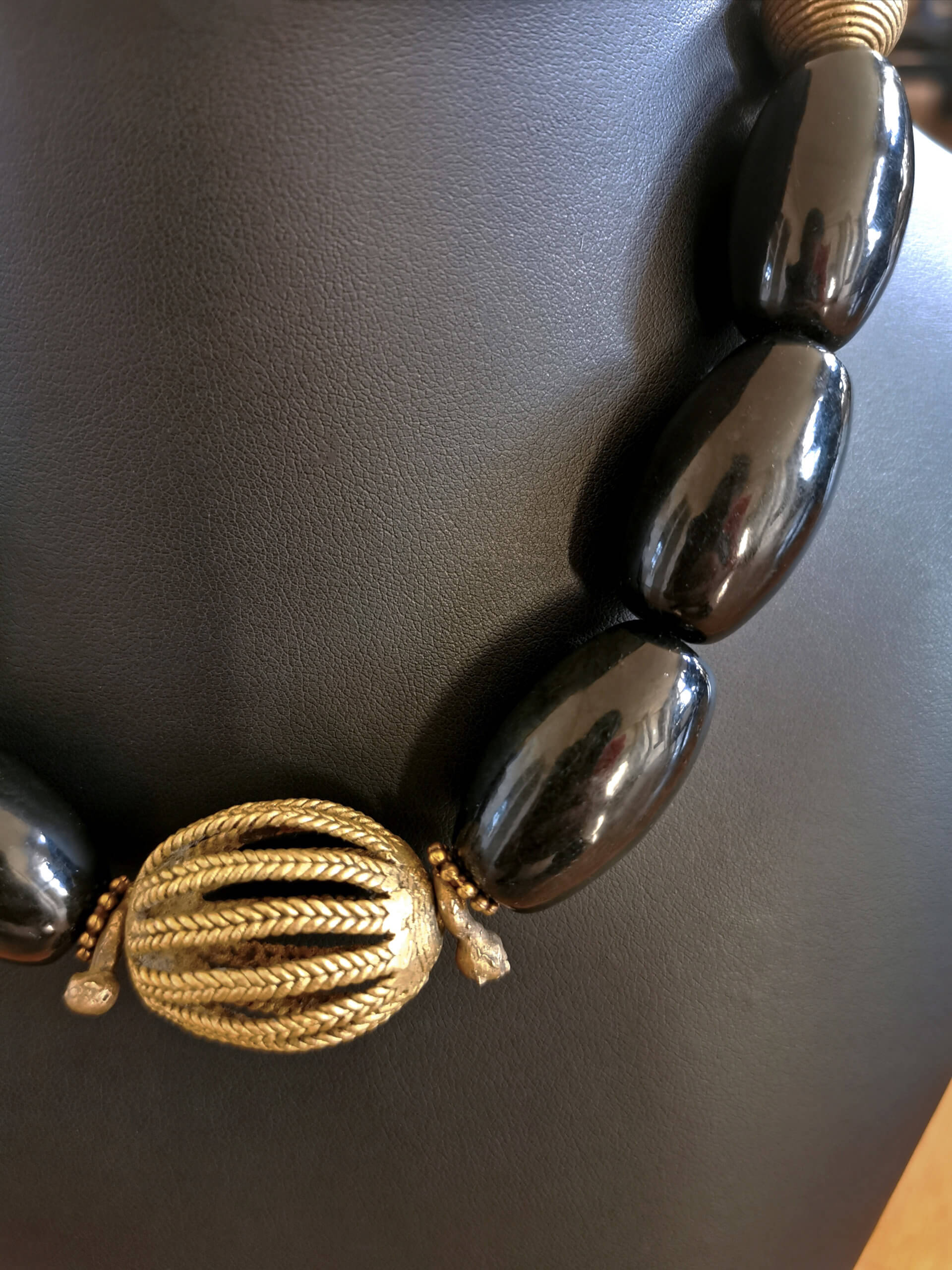Collier Obsidienne (détail)